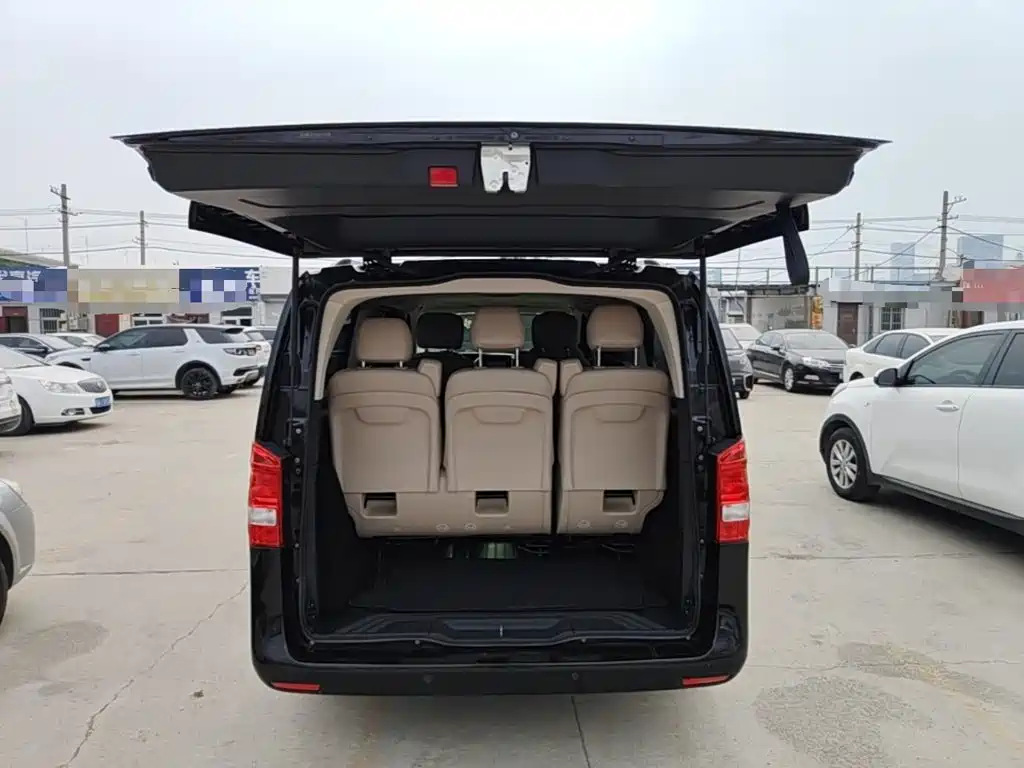 Mercedes-Benz Vito — фото 19