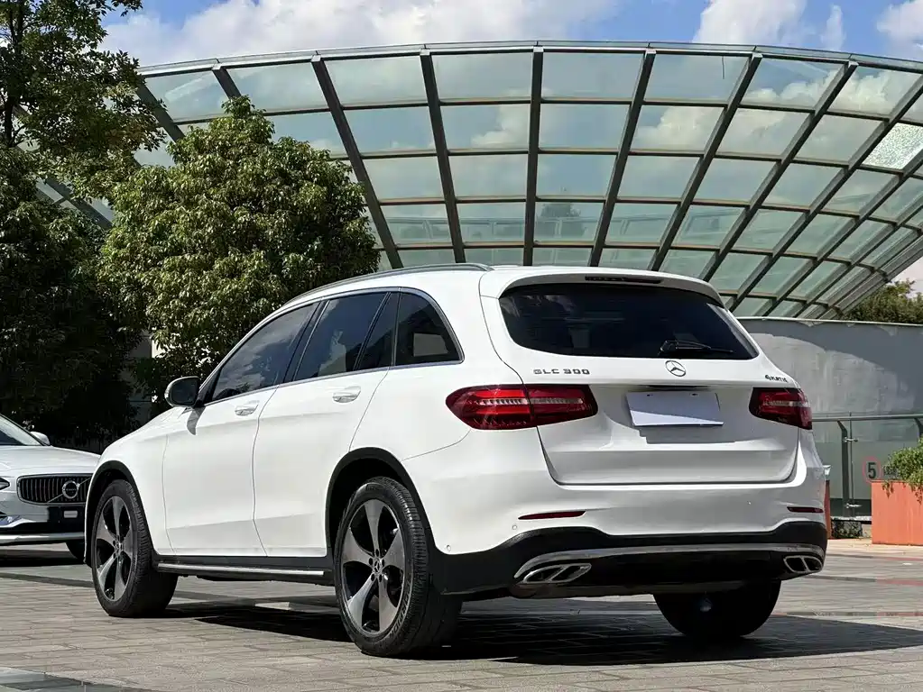 Mercedes-Benz GLC — фото 7