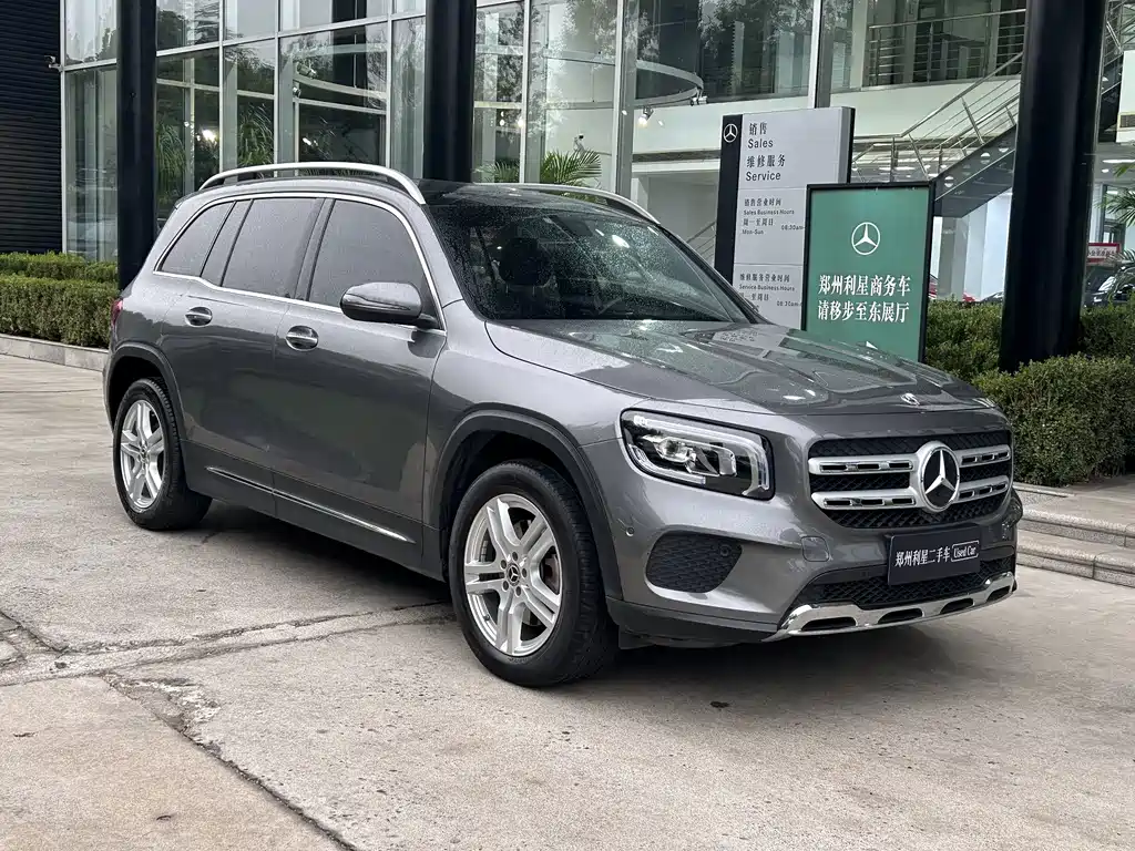 Mercedes-Benz GLB — фото 3