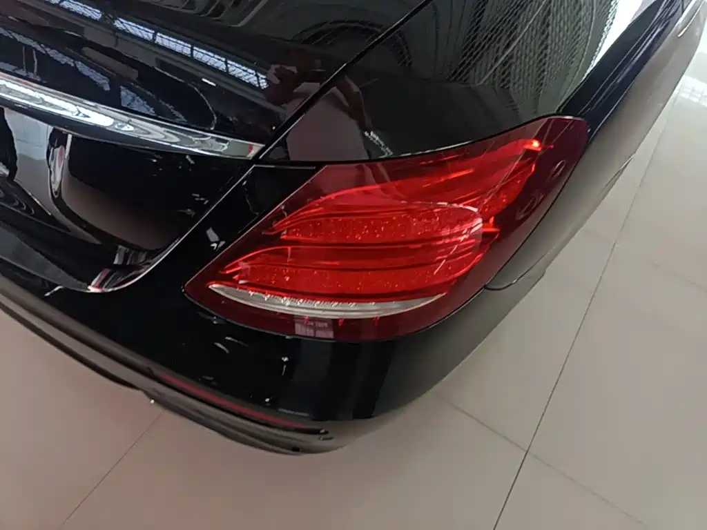 Mercedes-Benz E-Class (Import) — фото 8