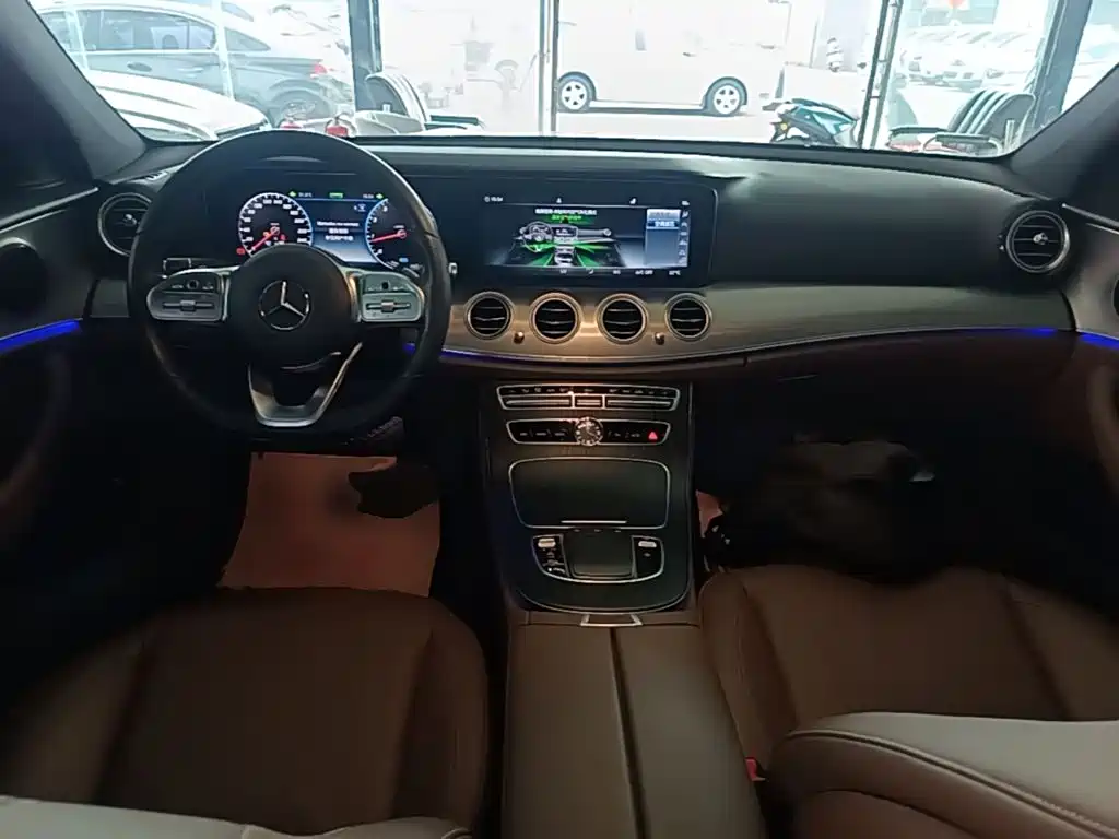 Mercedes-Benz E-Class (Import) — фото 10
