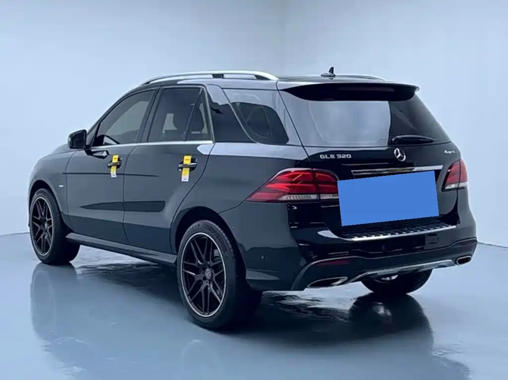 Mercedes-Benz GLE (Import) — фото 10