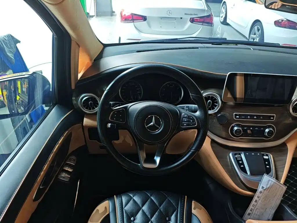 Mercedes-Benz Vito — фото 11