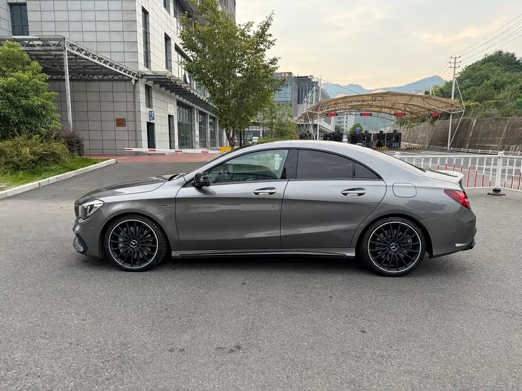 Mercedes-Benz CLA AMG — фото 4