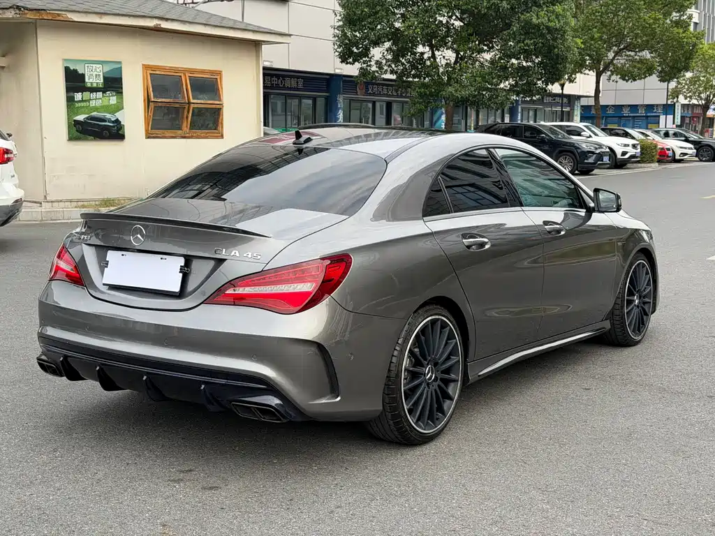 Mercedes-Benz CLA AMG — фото 7