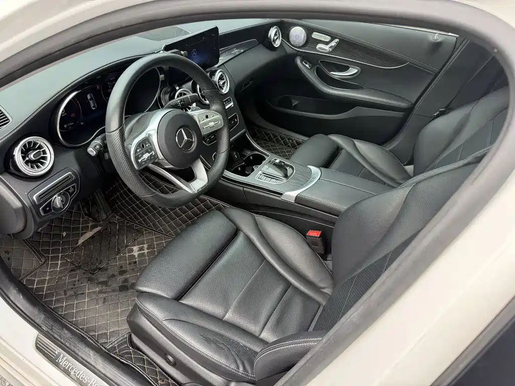 Mercedes-Benz C-Class — фото 14