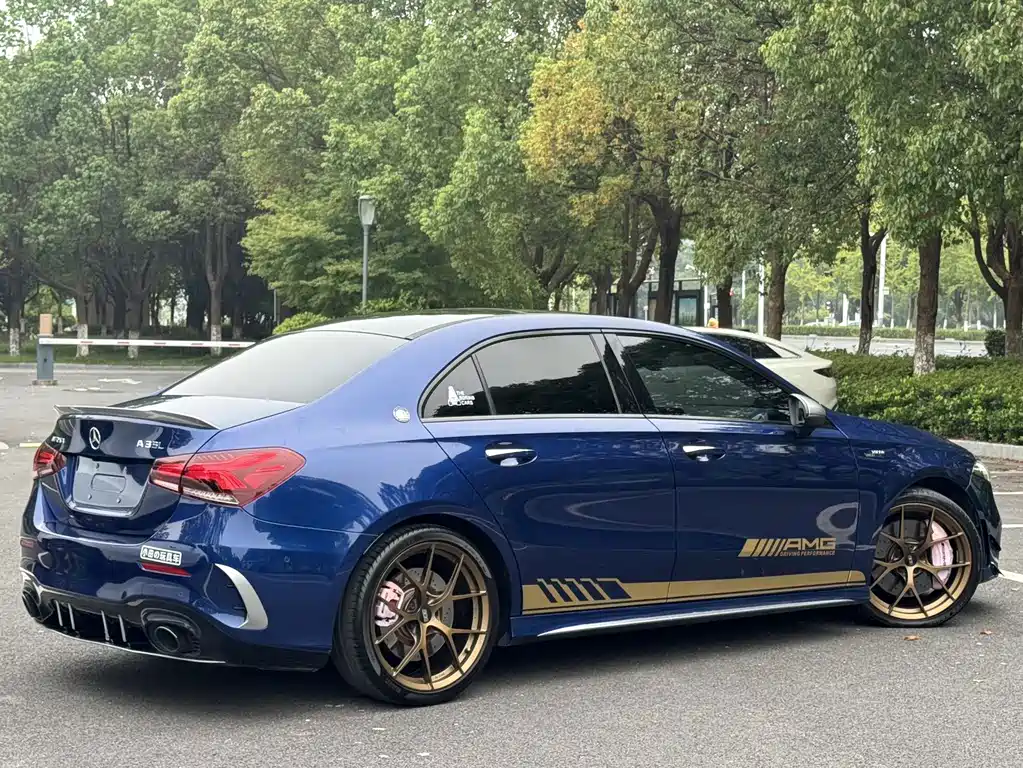 Mercedes-Benz A-Class AMG — фото 3