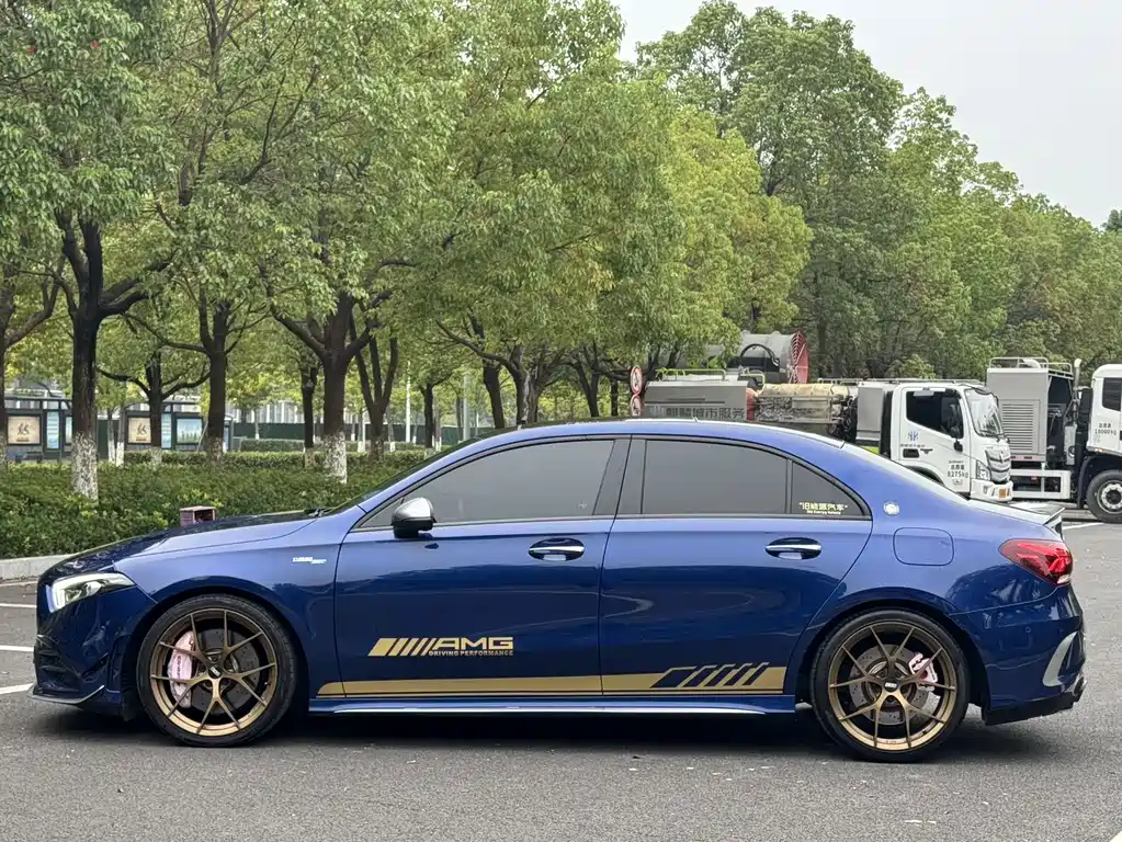 Mercedes-Benz A-Class AMG — фото 4