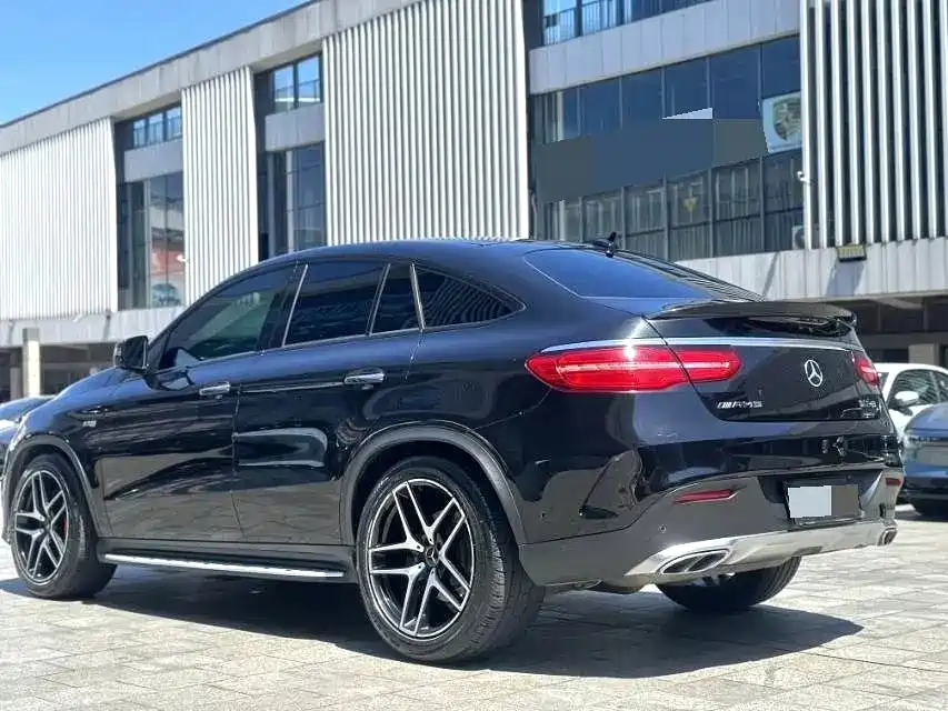 Mercedes-Benz GLE Coupe AMG — фото 8