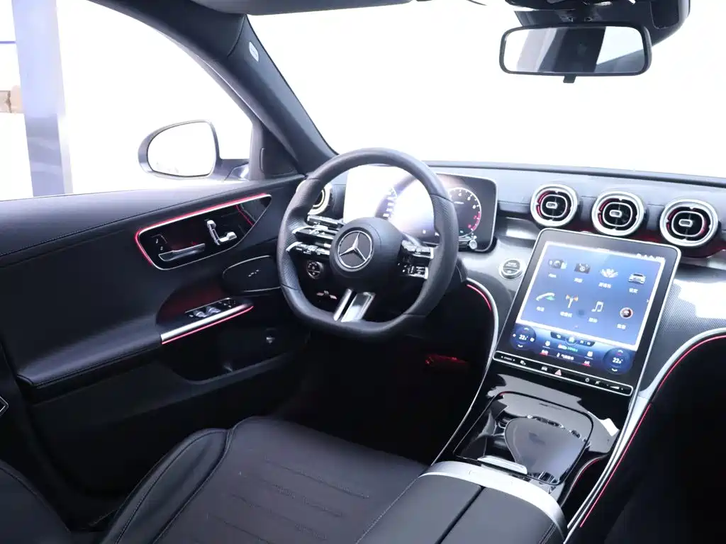 Mercedes-Benz C-Class — фото 14