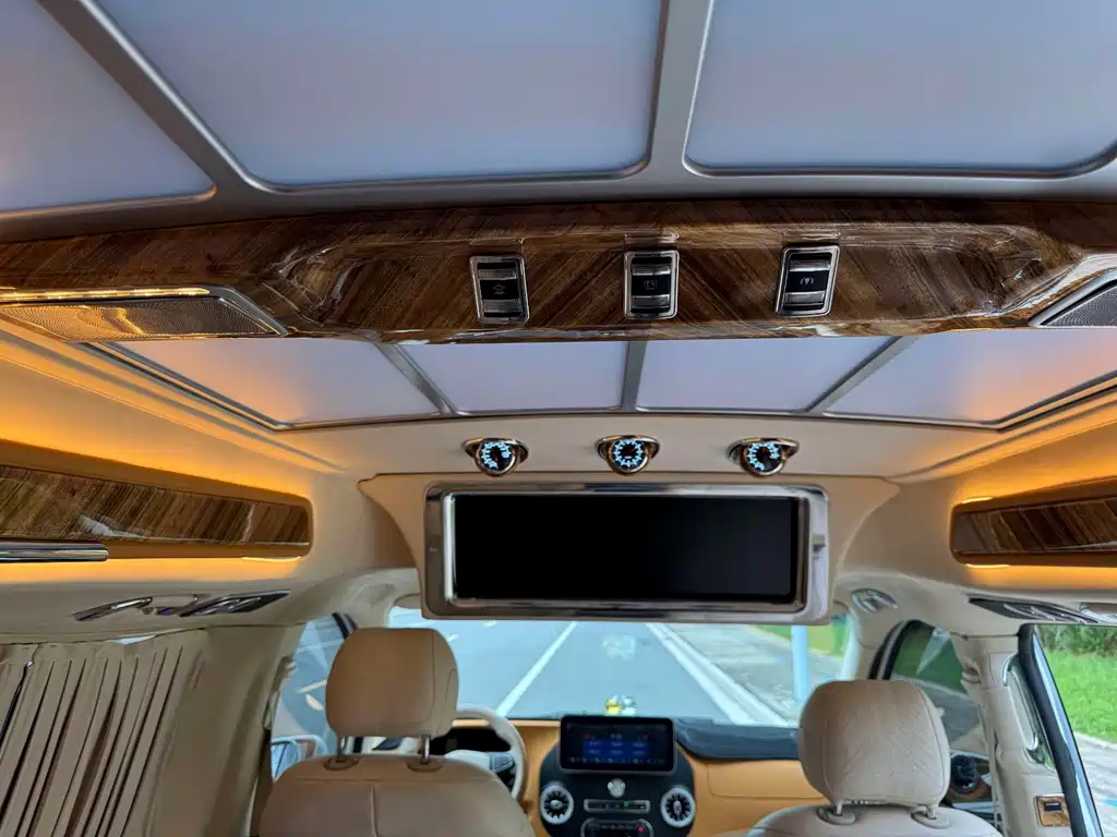 Mercedes-Benz Vito — фото 14
