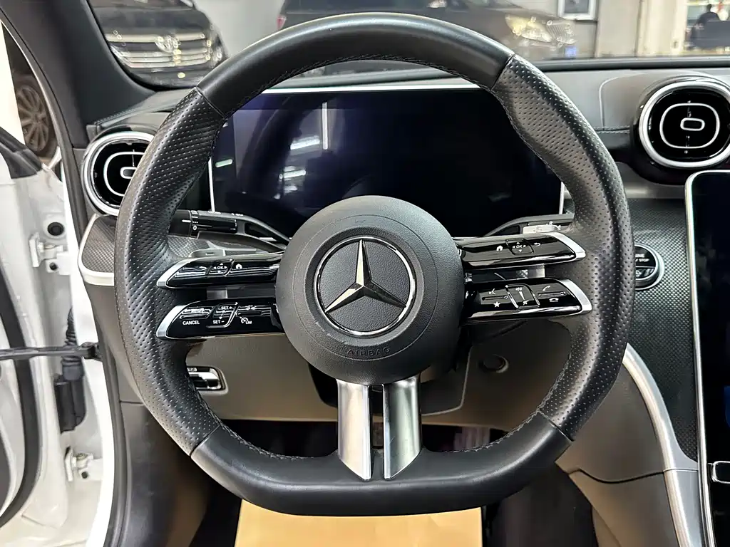 Mercedes-Benz C-Class — фото 10