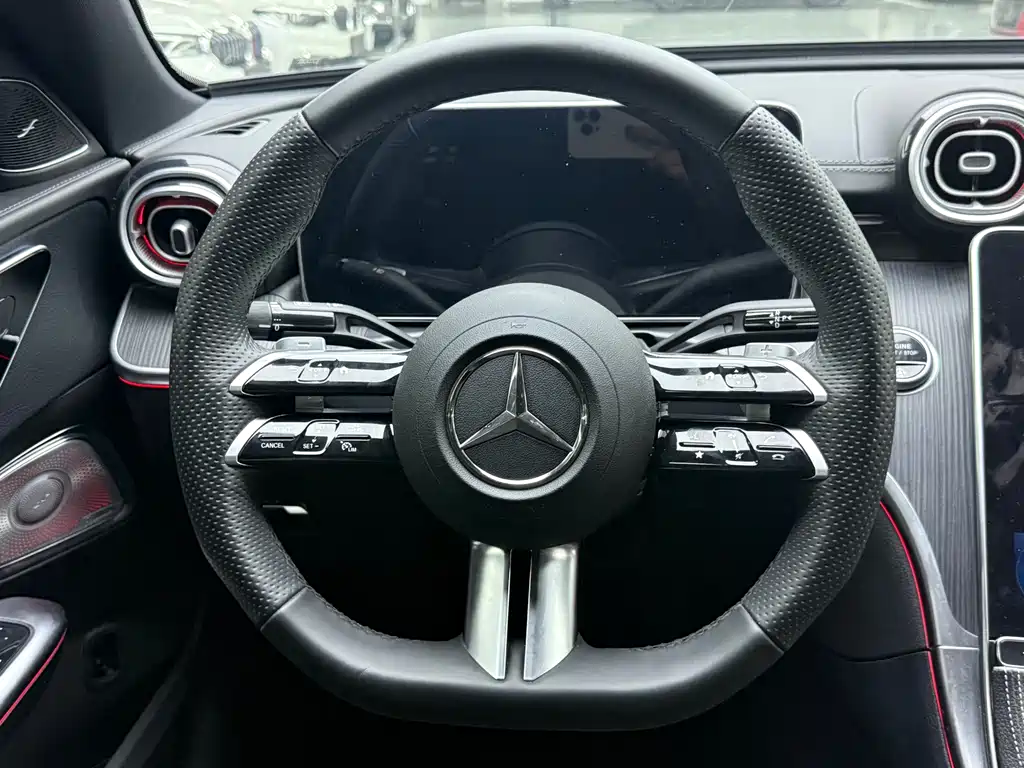 Mercedes-Benz C-Class — фото 11