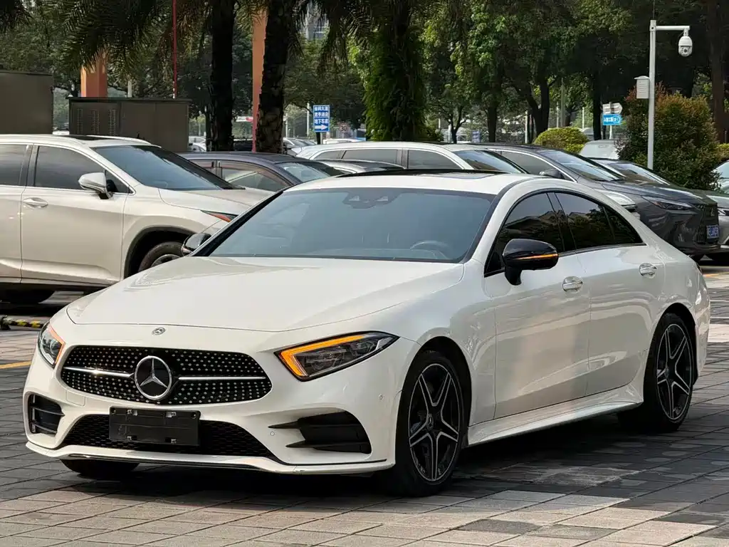 Mercedes-Benz CLS — фото 2