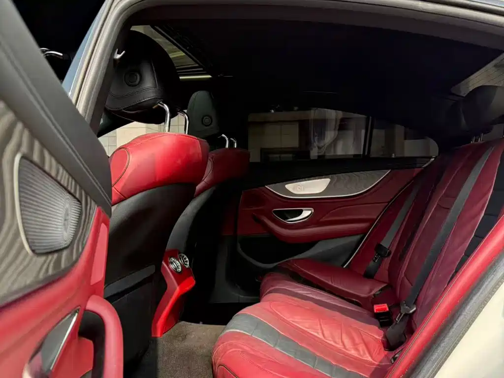 Mercedes-Benz CLS — фото 6