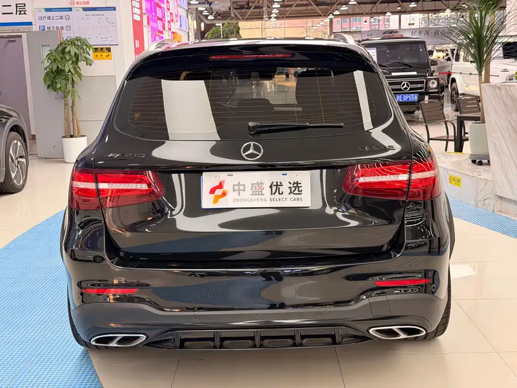 Mercedes-Benz GLC AMG — фото 4