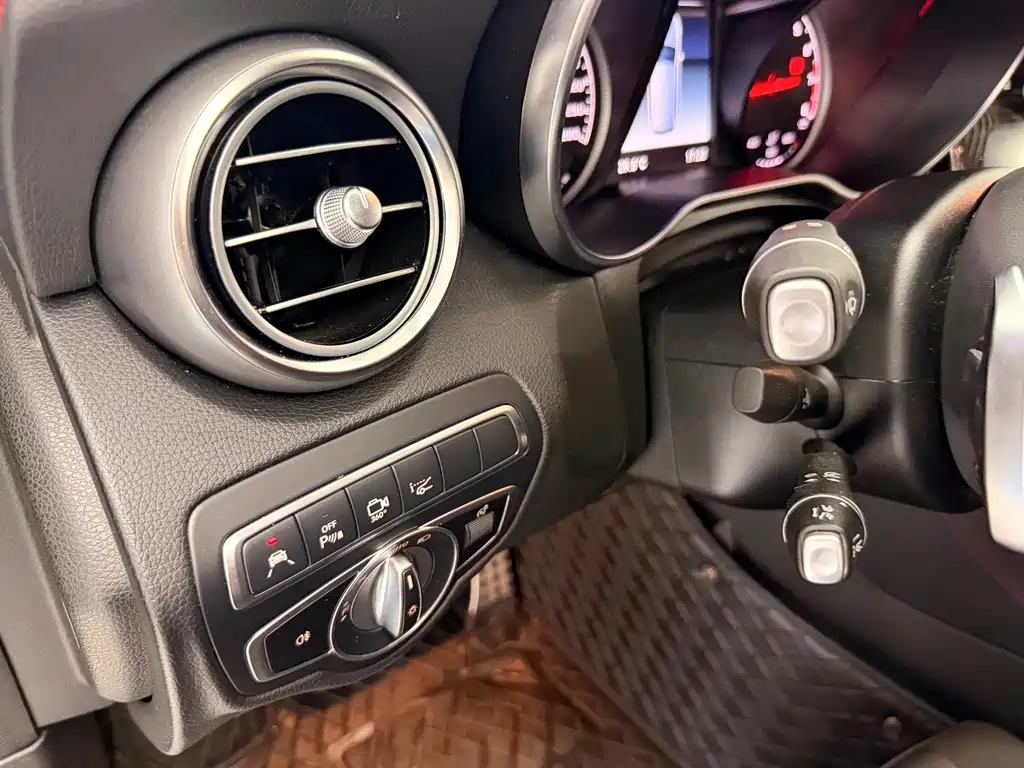 Mercedes-Benz GLC AMG — фото 9