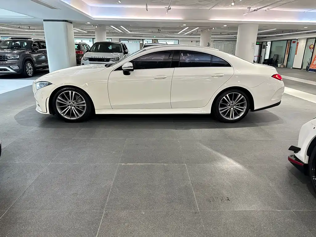 Mercedes-Benz CLS — фото 9