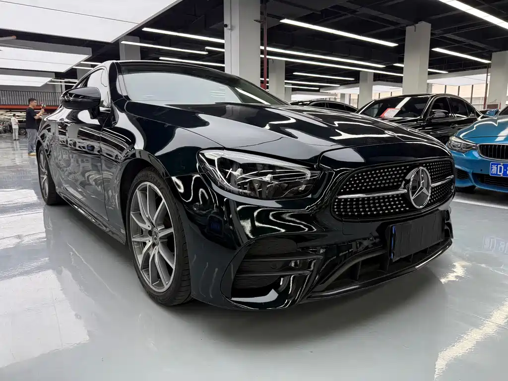 Mercedes-Benz E-Class (Import) — фото 3