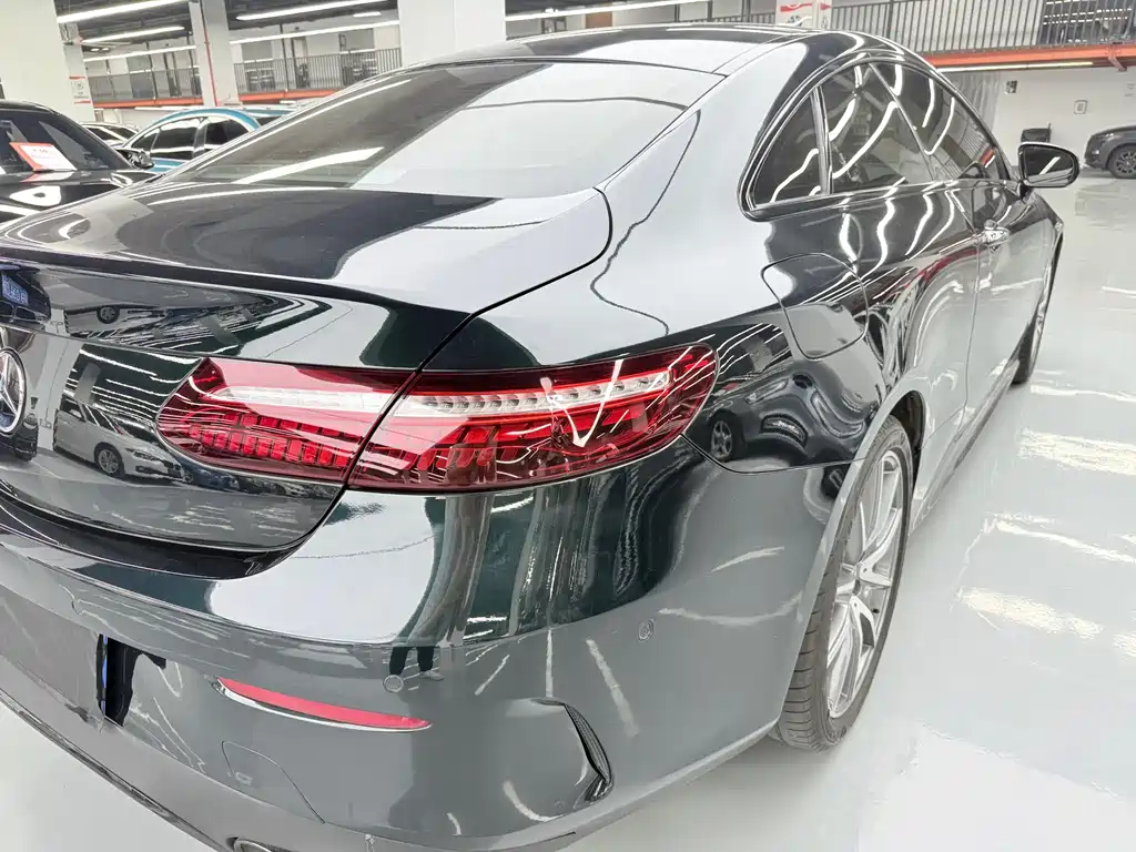 Mercedes-Benz E-Class (Import) — фото 23