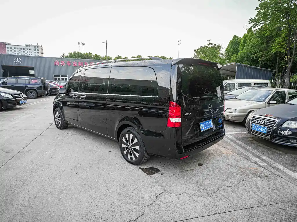 Mercedes-Benz Vito — фото 10