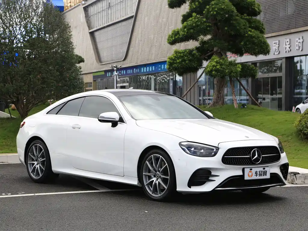 Mercedes-Benz E-Class (Import) — фото 3