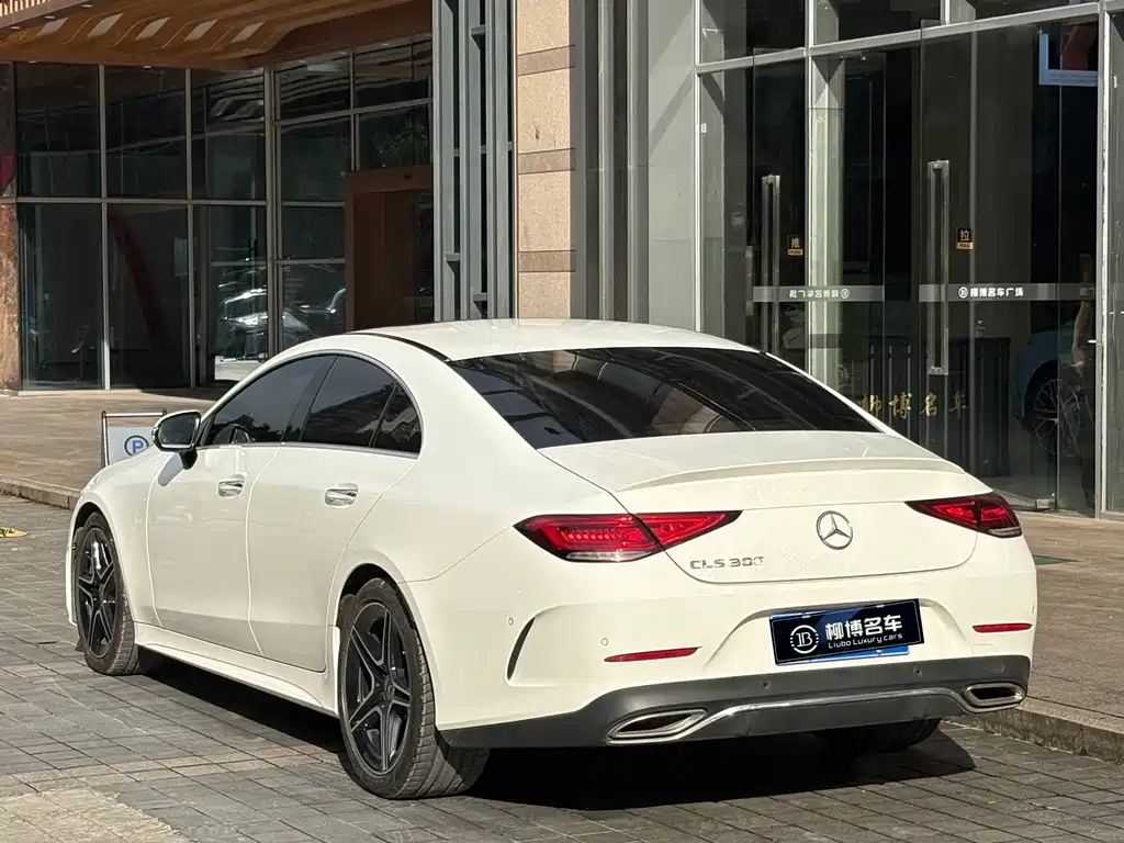 Mercedes-Benz CLS — фото 4