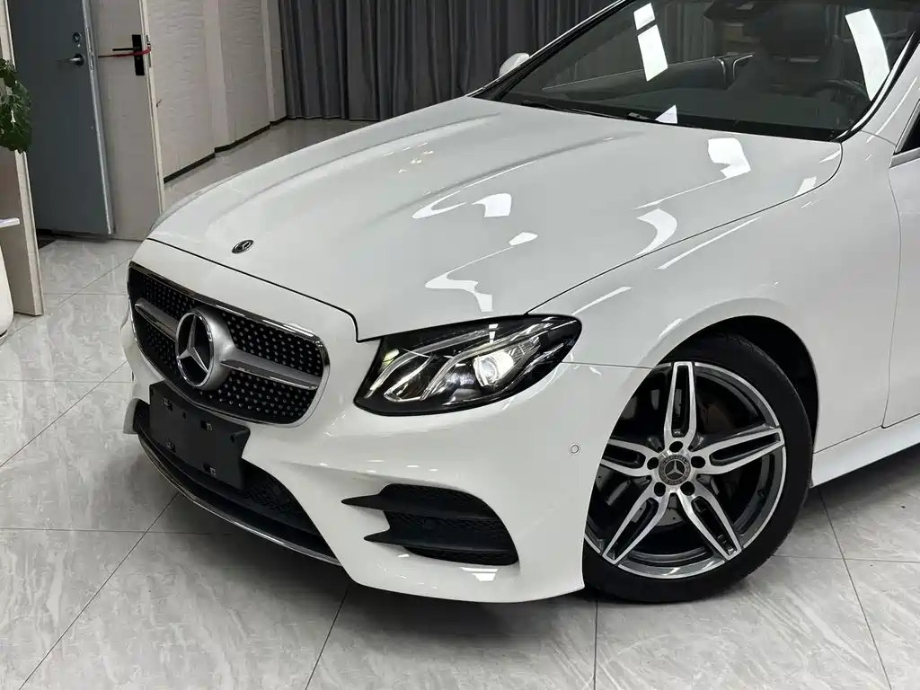 Mercedes-Benz E-Class (Import) — фото 2