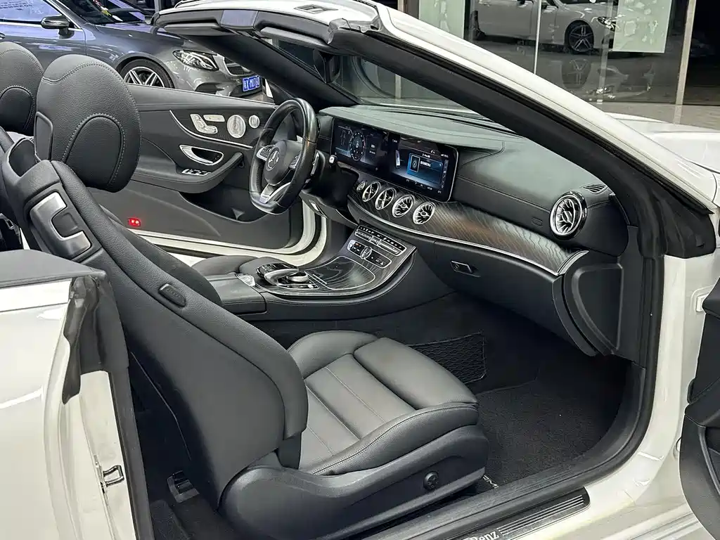 Mercedes-Benz E-Class (Import) — фото 4