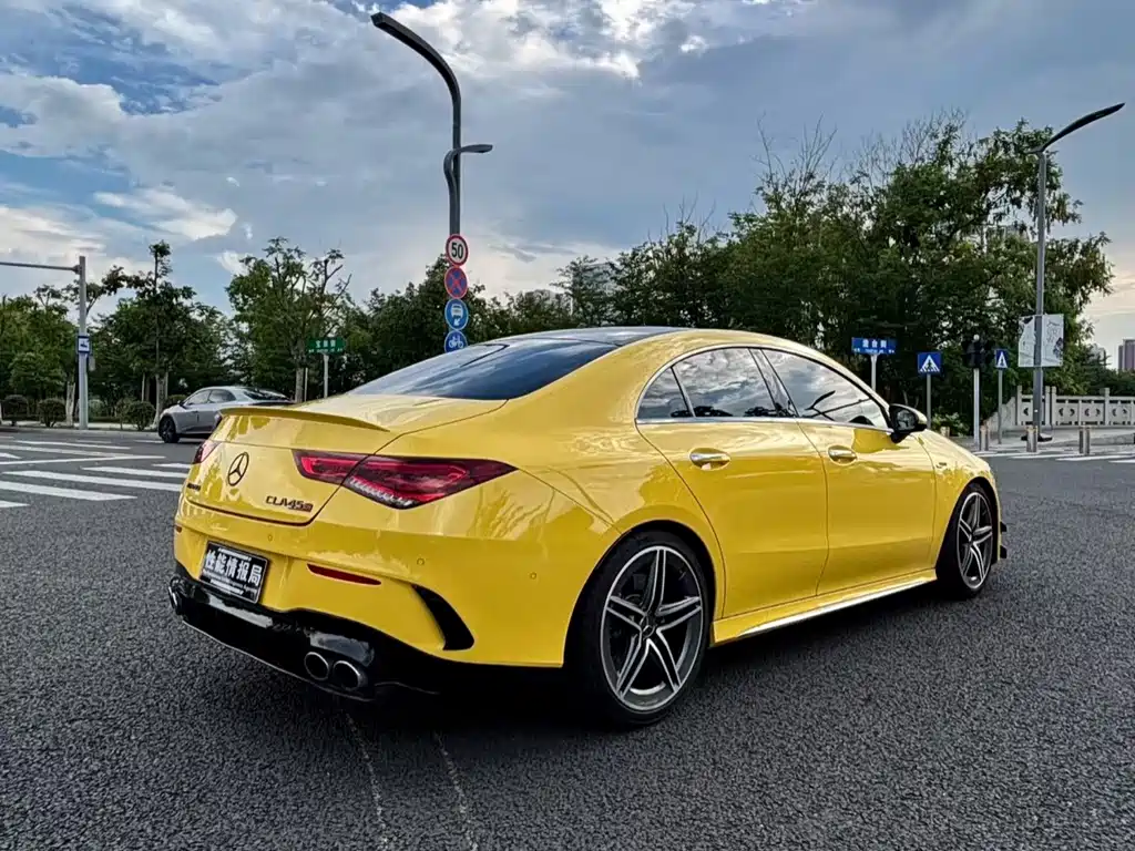 Mercedes-Benz CLA AMG — фото 9