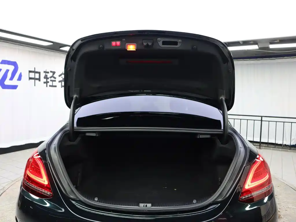 Mercedes-Benz C-Class AMG — фото 24
