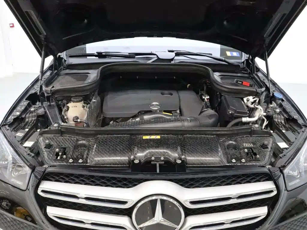 Mercedes-Benz GLE (Import) — фото 42