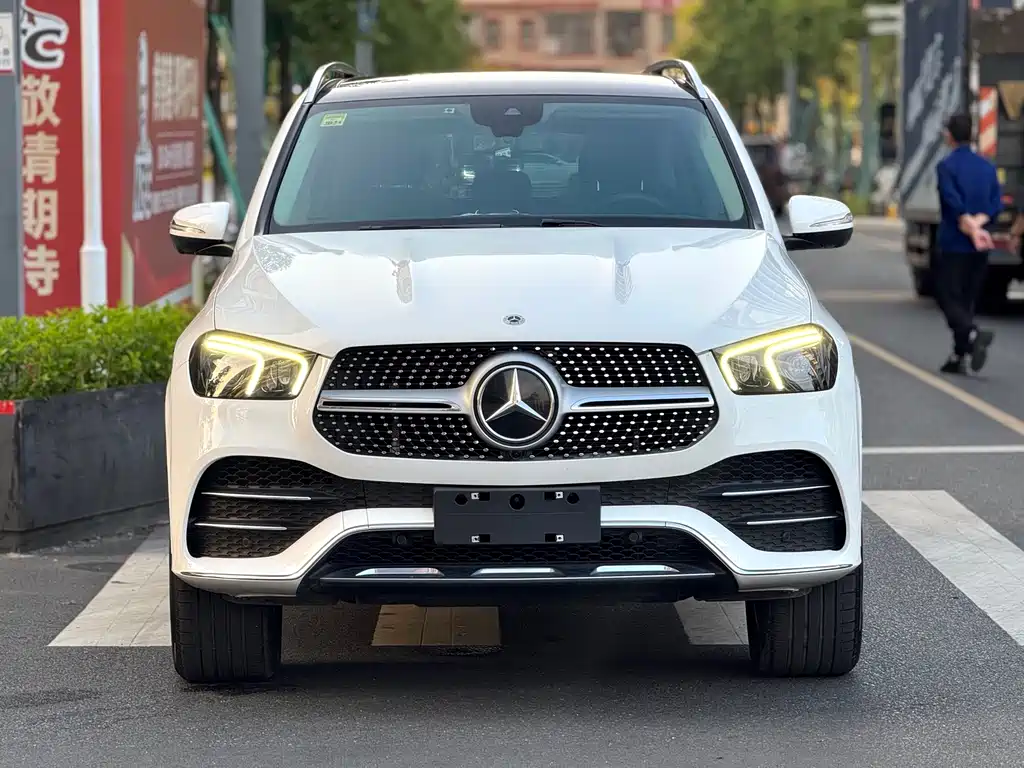 Mercedes-Benz GLE (Import) — фото 2
