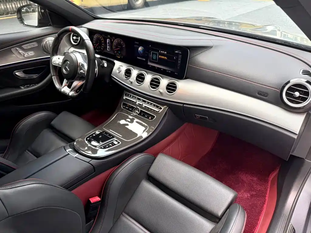 Mercedes-Benz E-Class AMG — фото 8