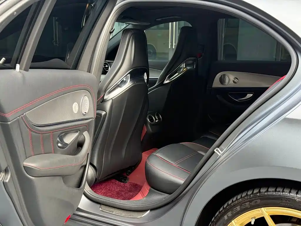 Mercedes-Benz E-Class AMG — фото 9
