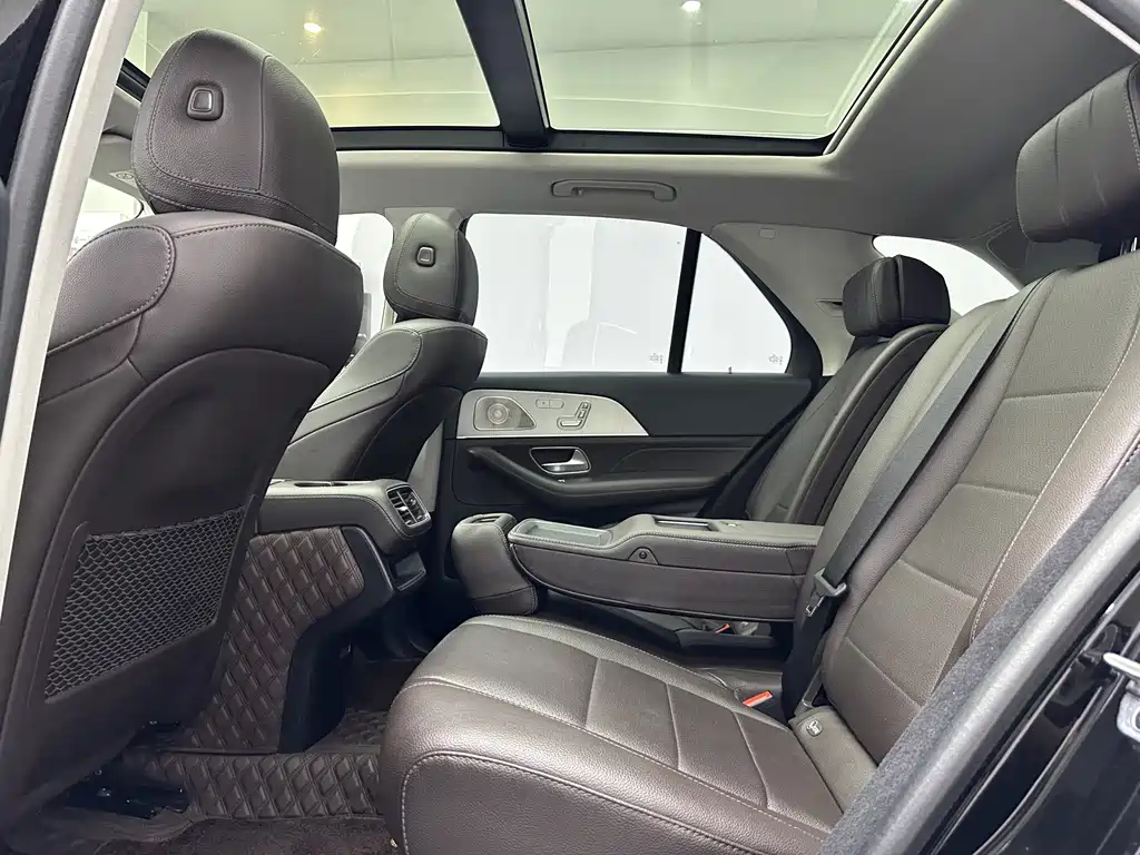 Mercedes-Benz GLE (Import) — фото 11