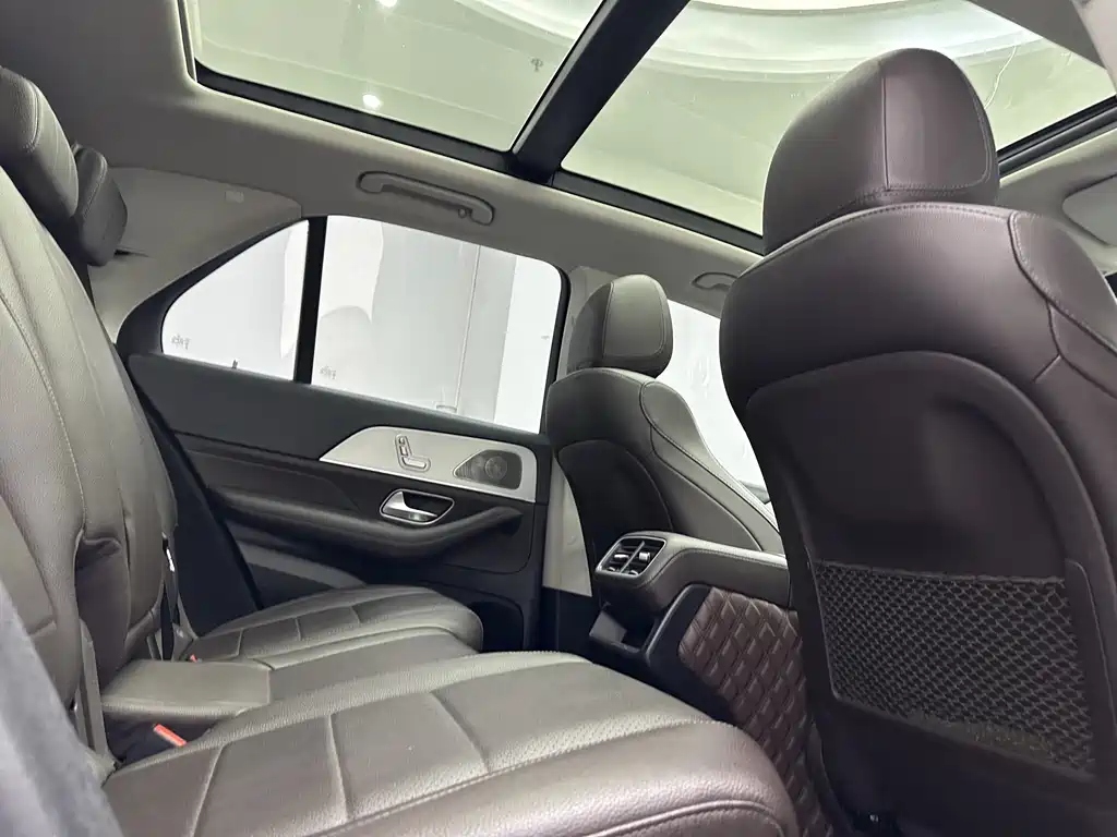 Mercedes-Benz GLE (Import) — фото 15