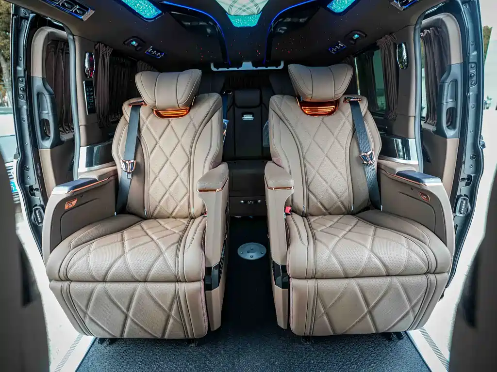 Mercedes-Benz Vito — фото 13