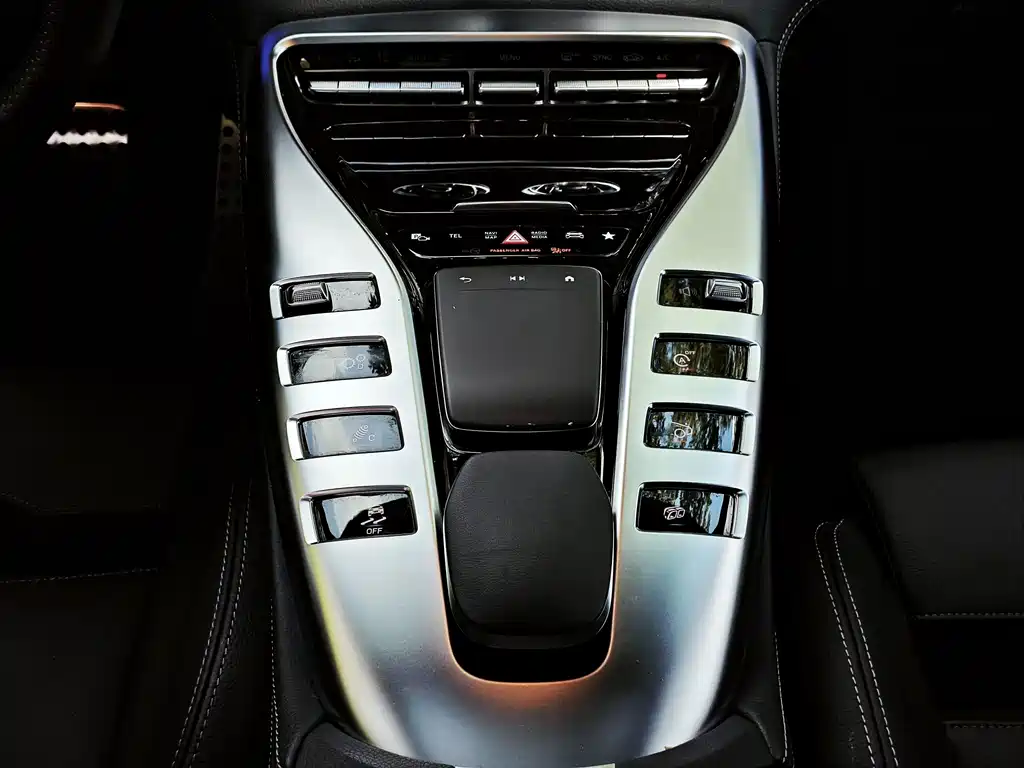 Mercedes-Benz AMG GT — фото 8