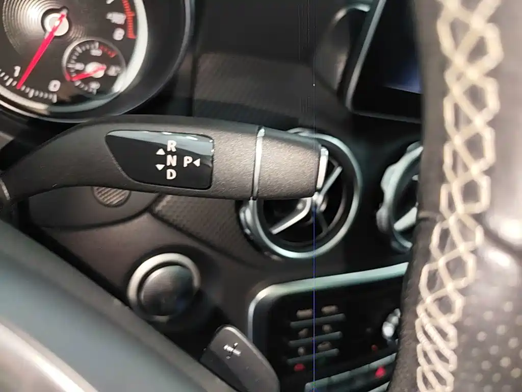 Mercedes-Benz GLA — фото 14