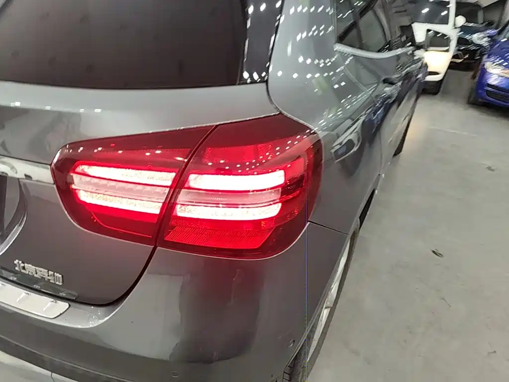 Mercedes-Benz GLA — фото 8