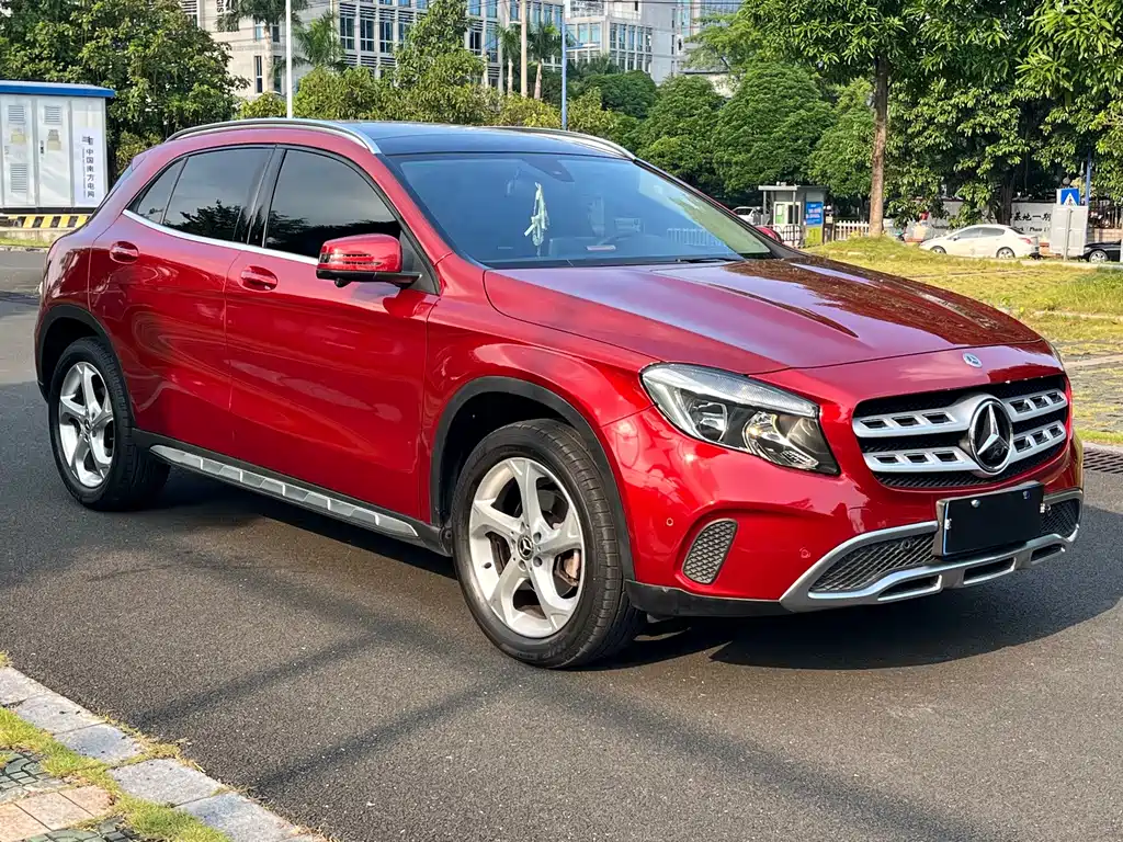 Mercedes-Benz GLA — фото 3