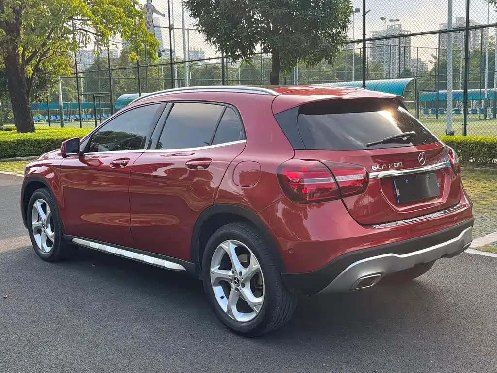 Mercedes-Benz GLA — фото 5