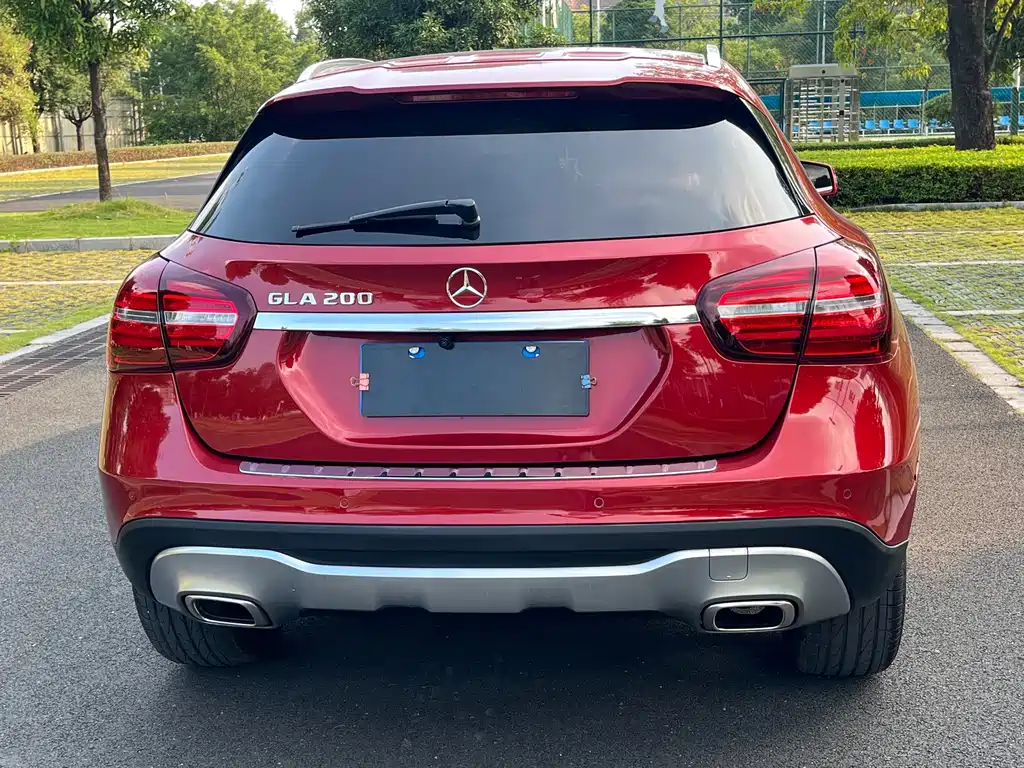Mercedes-Benz GLA — фото 6
