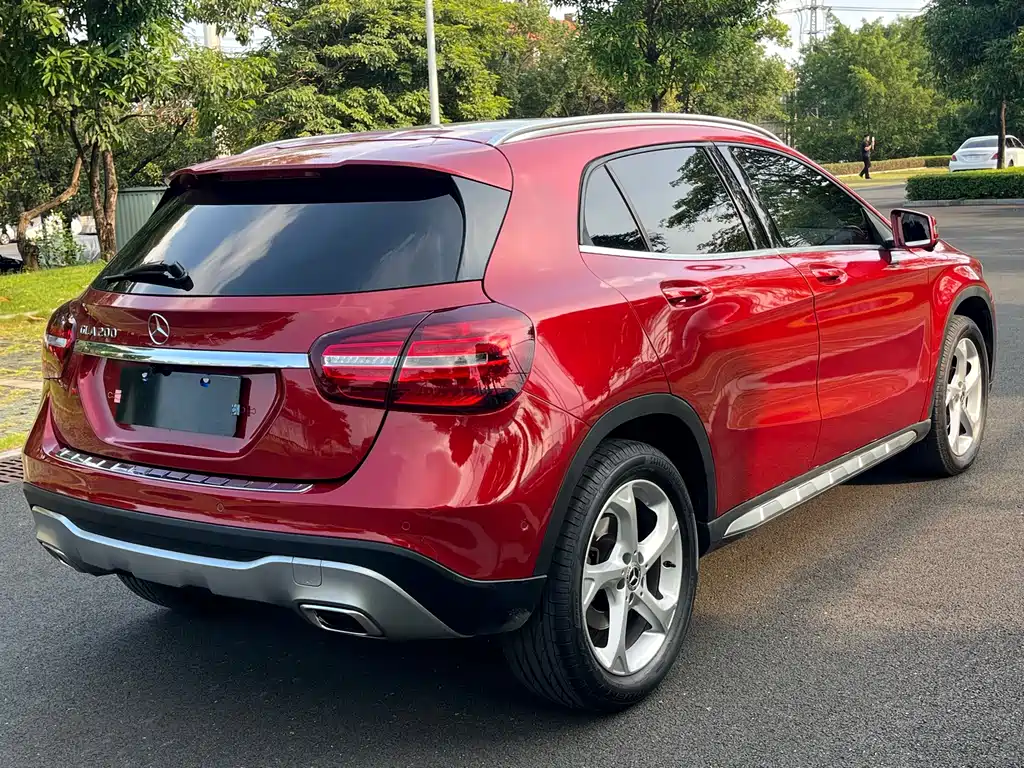 Mercedes-Benz GLA — фото 7