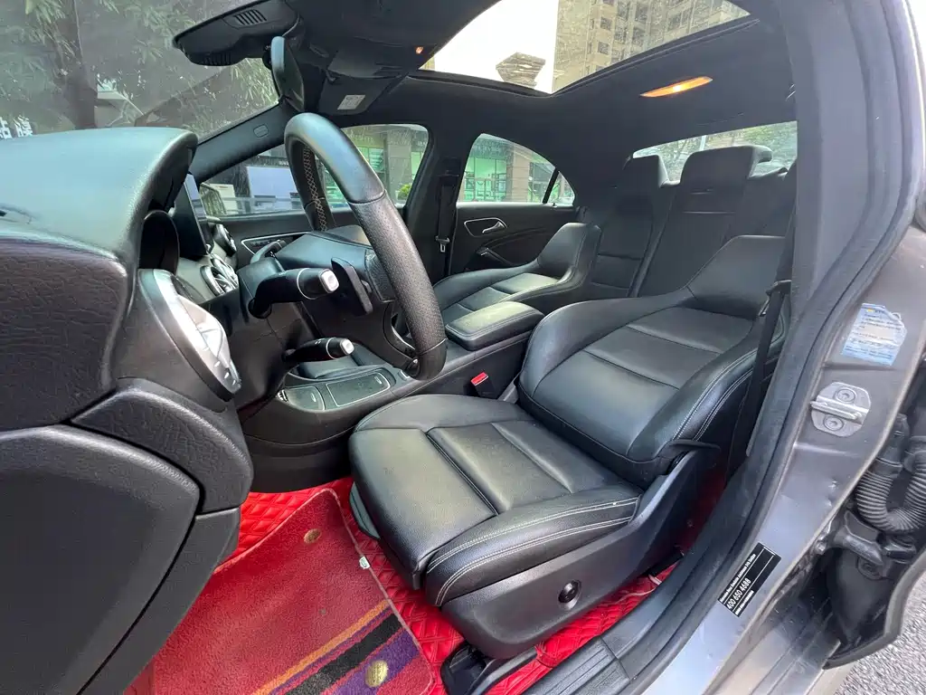 Mercedes-Benz CLA (Import) — фото 15