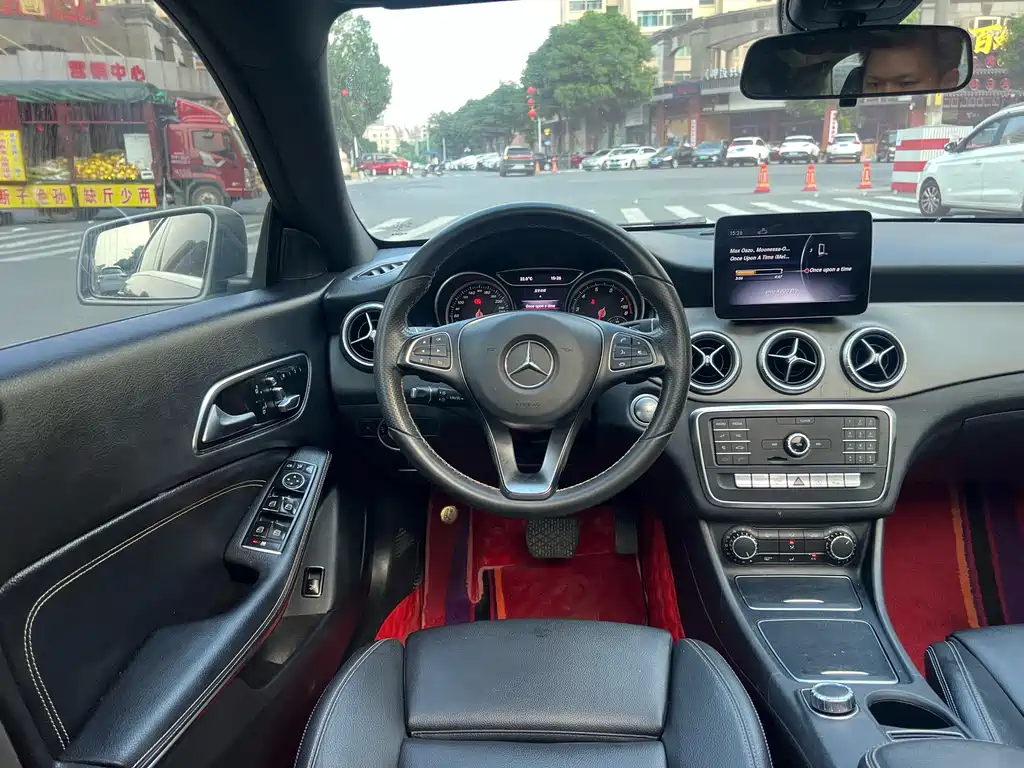 Mercedes-Benz CLA (Import) — фото 18
