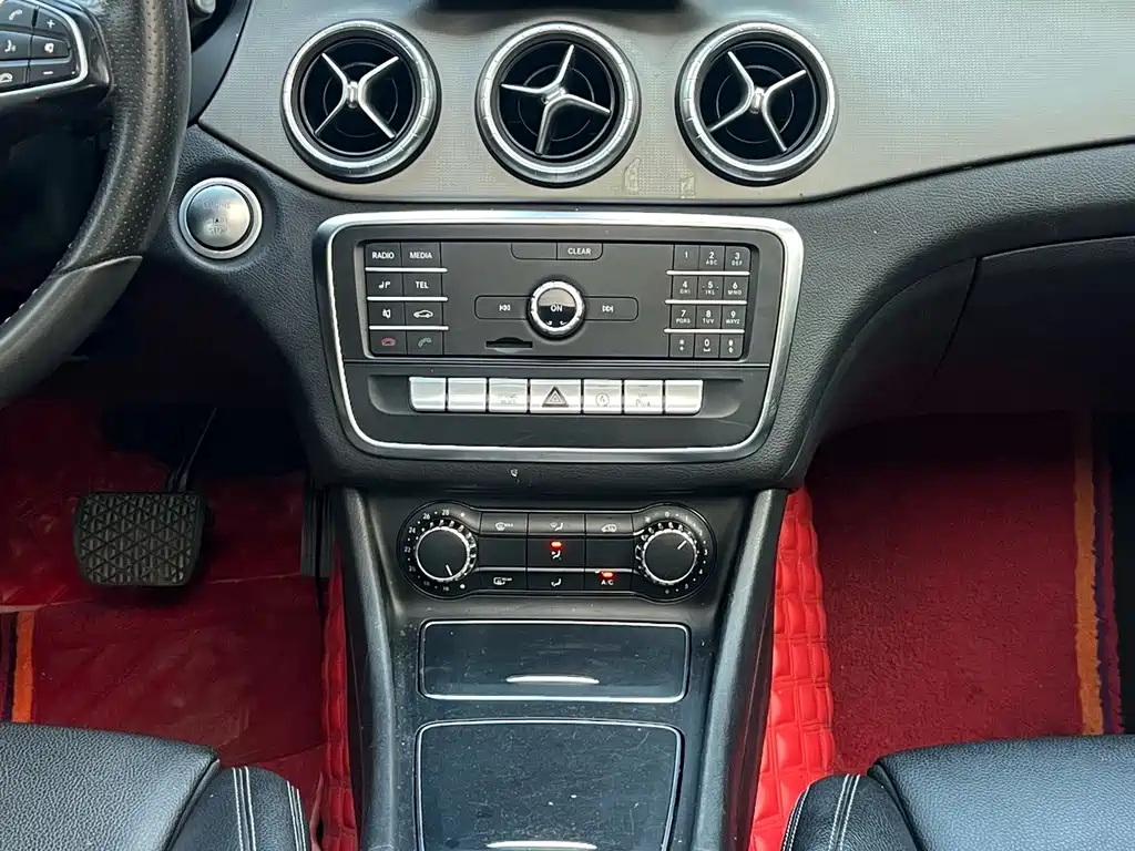 Mercedes-Benz CLA (Import) — фото 19