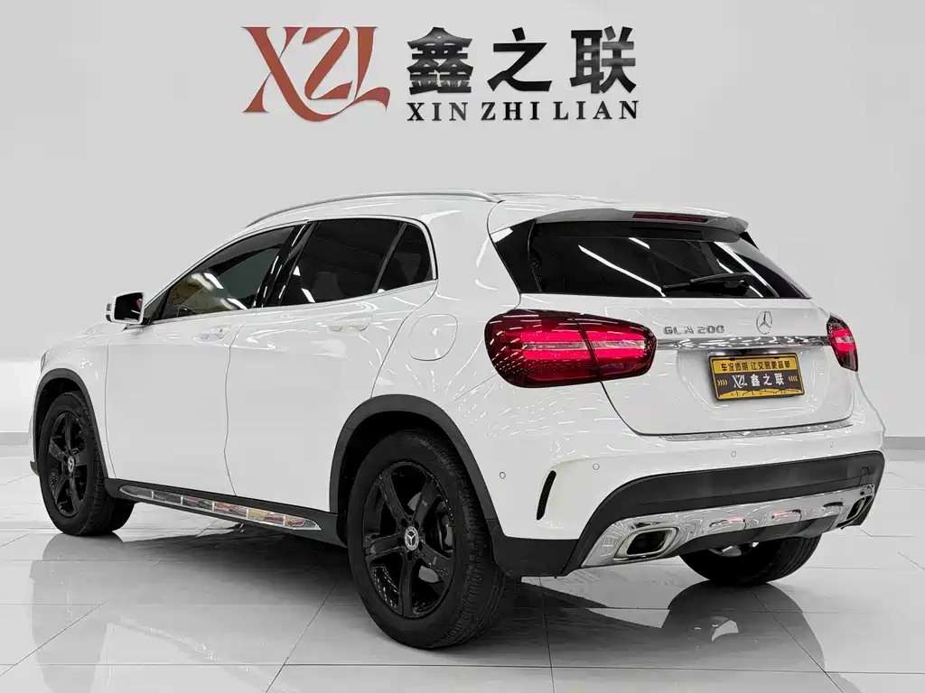 Mercedes-Benz GLA — фото 5