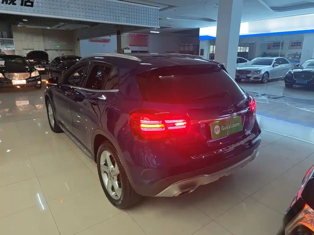 Mercedes-Benz GLA — фото 5